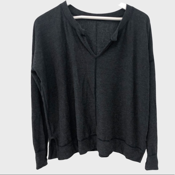 𝅺WASHED & worn by planet blue pullover top - Picture 1 of 9